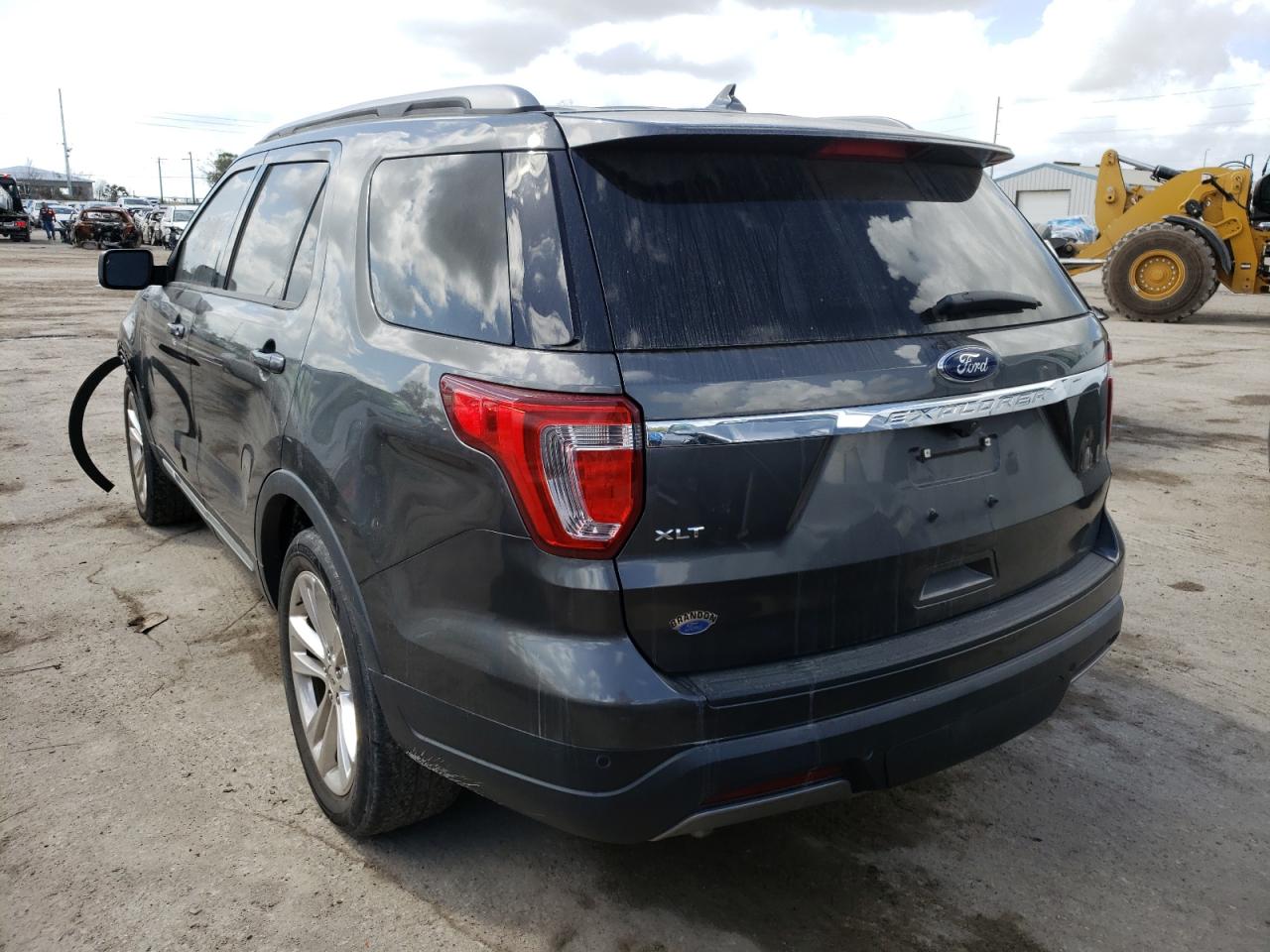 Photo 3 from auction – 2019 FORD EXPLORER X with VIN 1FM5K7D87KGA04402