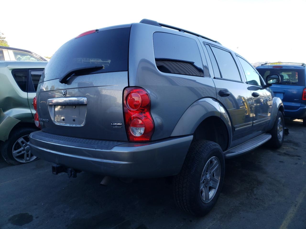 Photo 4 from auction – 2005 DODGE DURANGO with VIN 1D4HB58DX5F572816