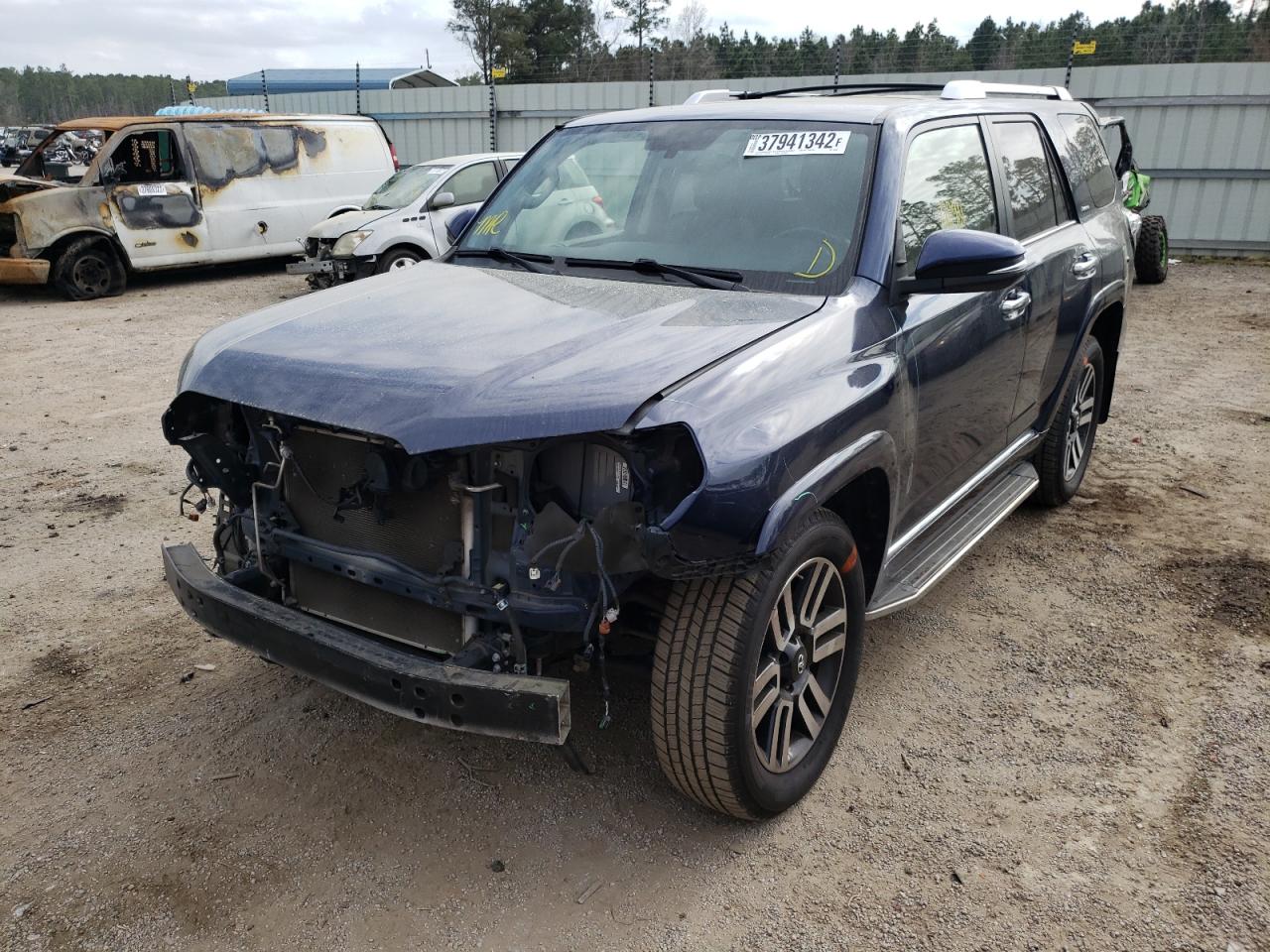 Photo 2 from auction – 2014 TOYOTA 4RUNNER SR with VIN JTEBU5JR2E5186363