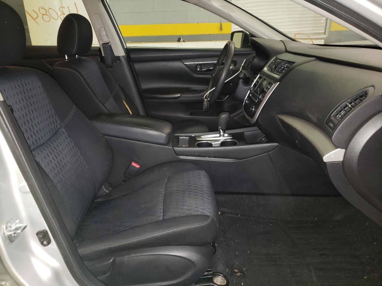 Photo 5 from auction – 2016 NISSAN ALTIMA 2.5 with VIN 1N4AL3AP0GN325842