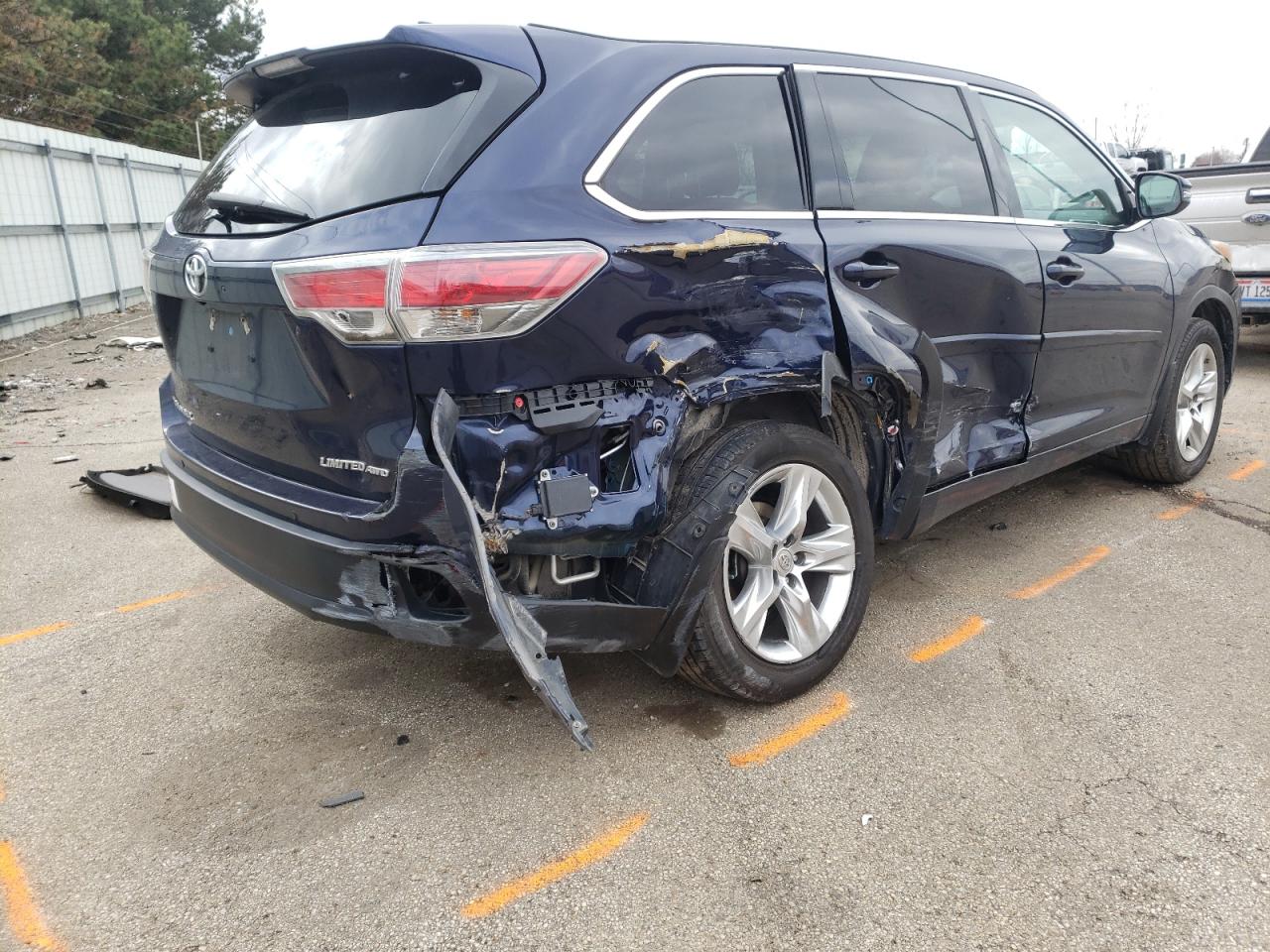 Photo 9 from auction – 2015 TOYOTA HIGHLANDER with VIN 5TDDKRFH0FS218829