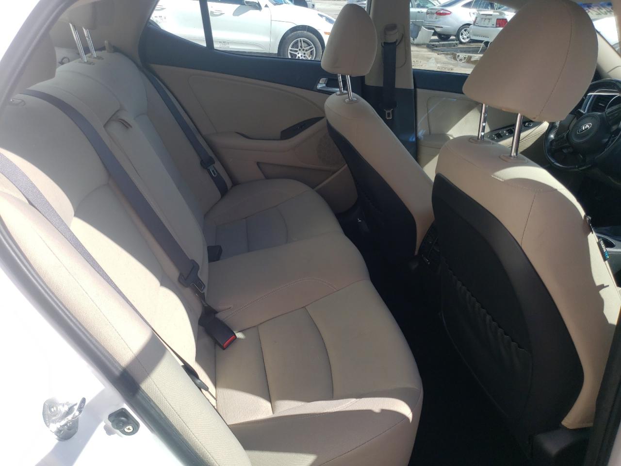 Photo 6 from auction – 2015 KIA OPTIMA HYB with VIN KNAGM4AD3F5089115