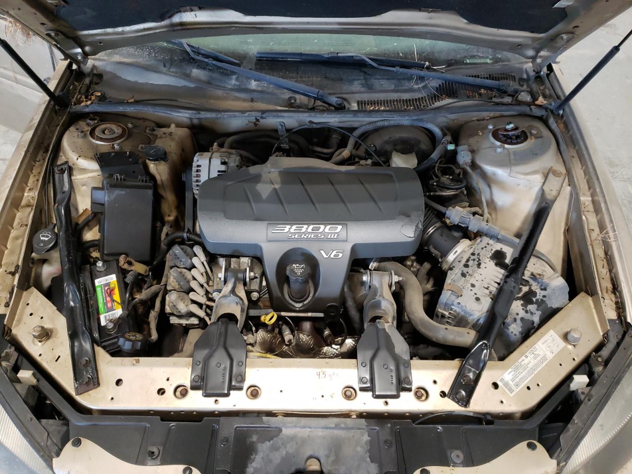 Photo 7 from auction – 2004 PONTIAC GRAND PRIX with VIN 2G2WS522541374828