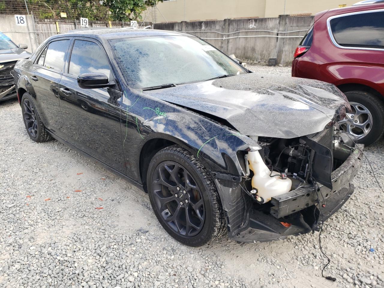Photo 1 from auction – 2019 CHRYSLER 300 TOURIN with VIN 2C3CCAAG9KH704481