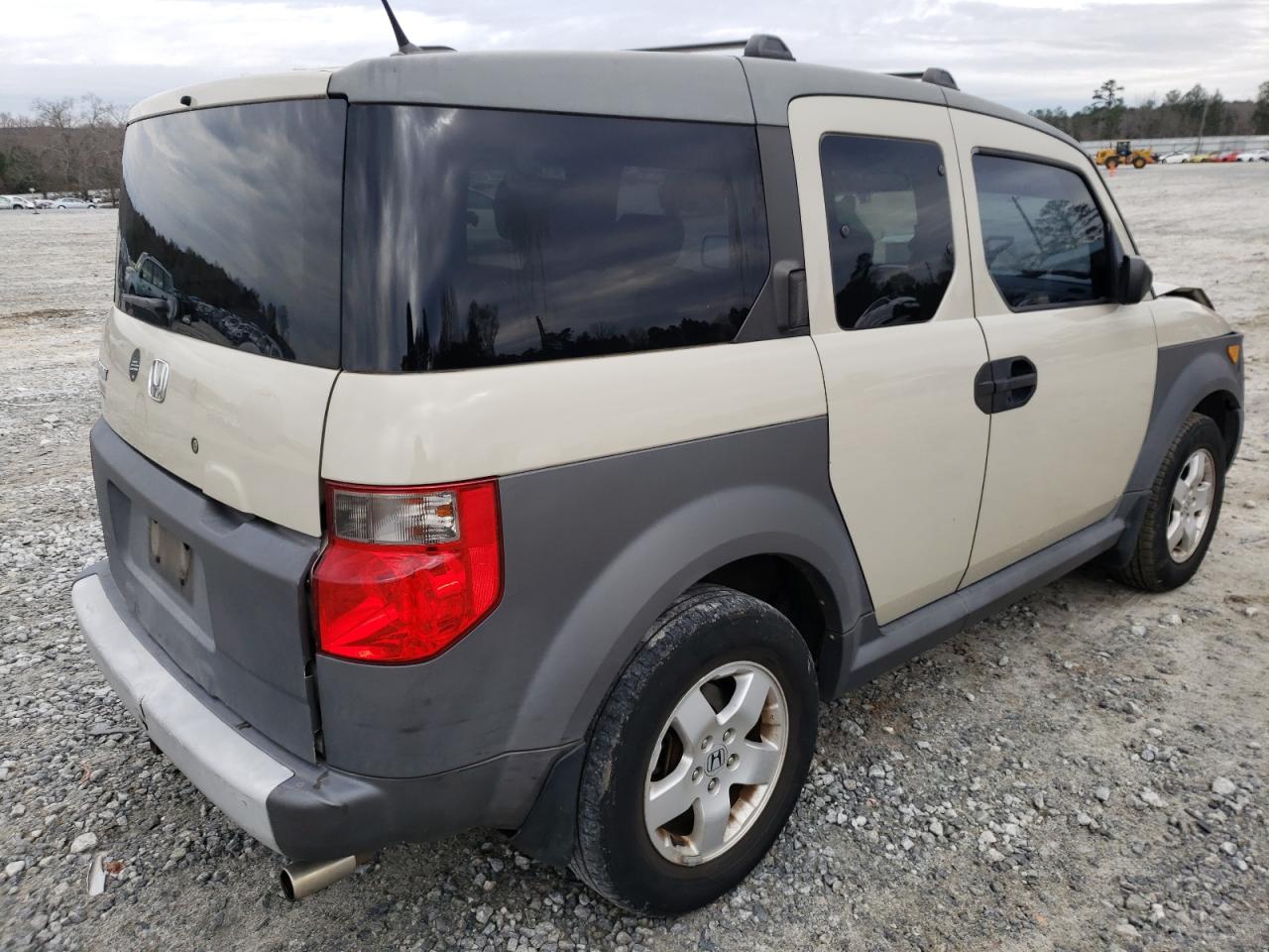Photo 4 from auction – 2005 HONDA ELEMENT EX with VIN 5J6YH18695L004946