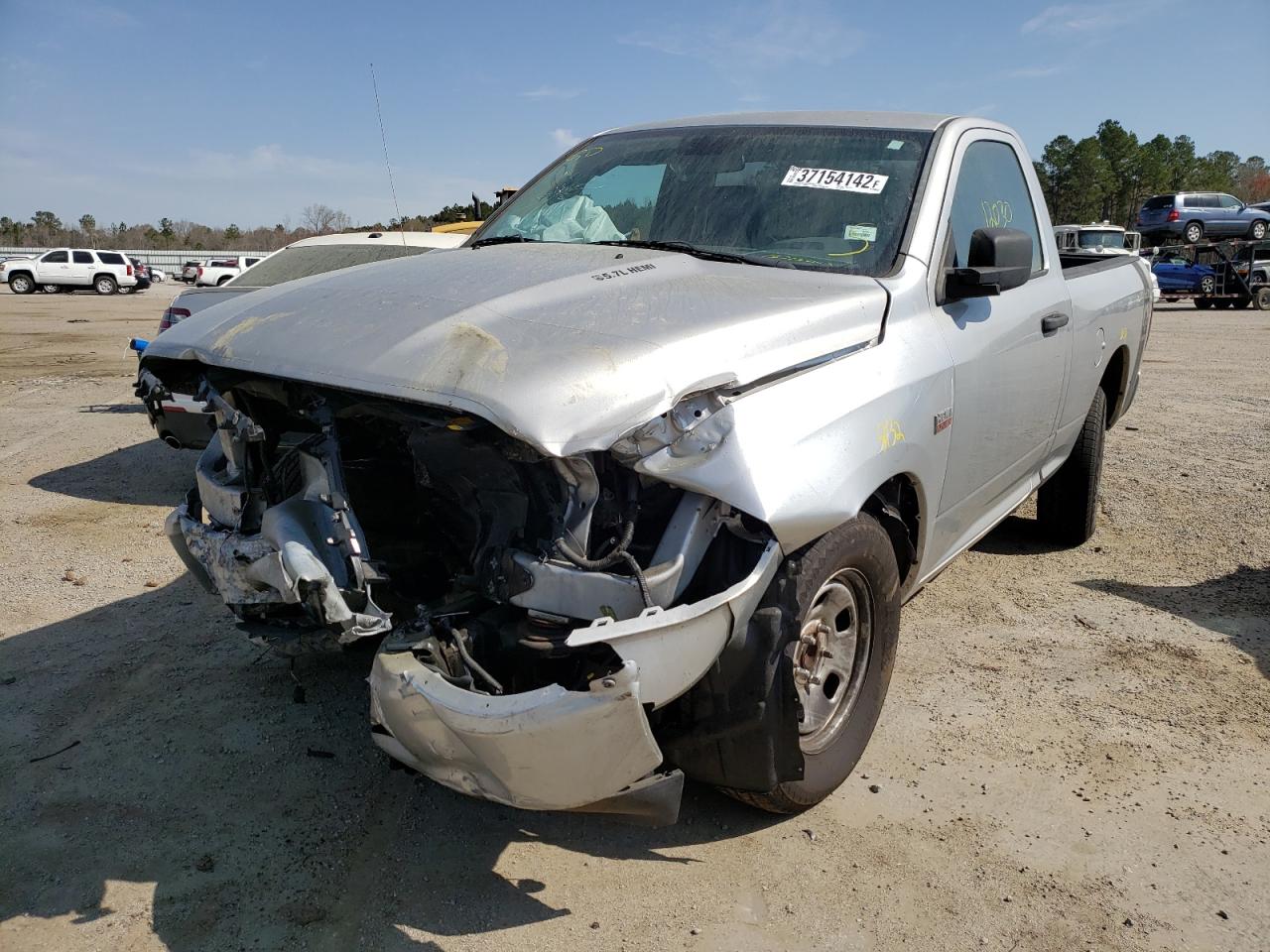 Photo 2 from auction – 2013 RAM 1500 ST with VIN 3C6JR6AT2DG506783