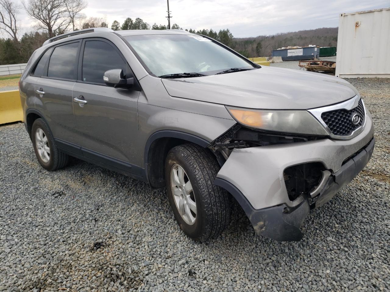 KIA SORENTO BA 2011 with VIN 5XYKT3A14BG133432 - Photo from auction