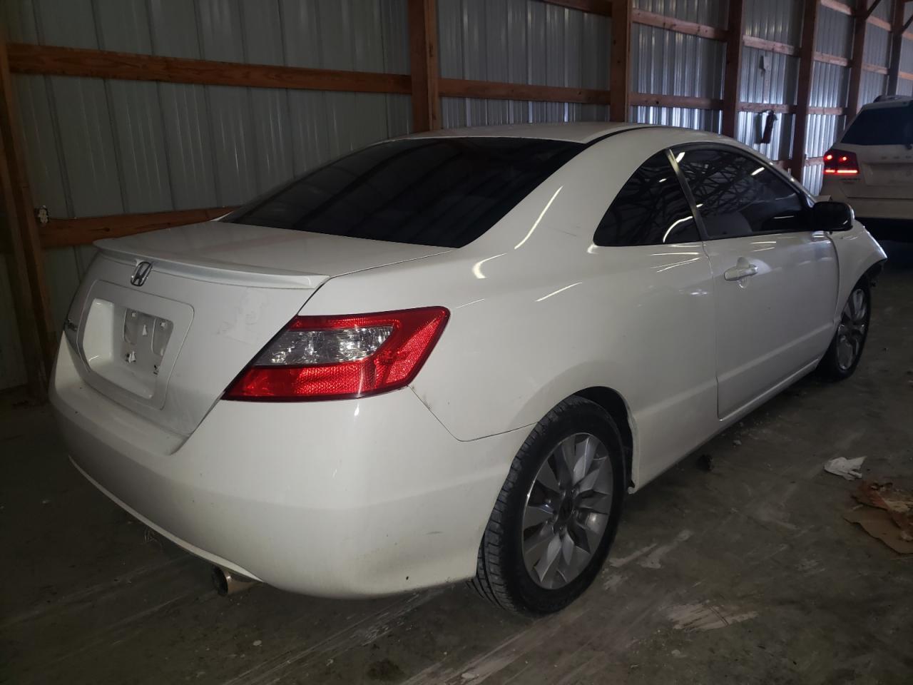 Photo 4 from auction – 2011 HONDA CIVIC EX with VIN 2HGFG1B88BH510028