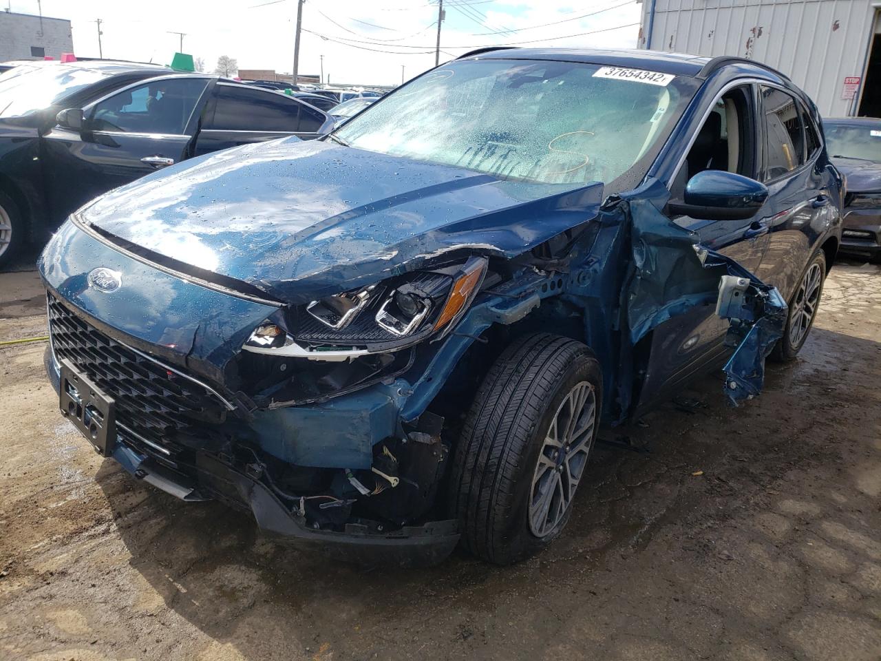 Photo 2 from auction – 2020 FORD ESCAPE SEL with VIN 1FMCU0H65LUA70337