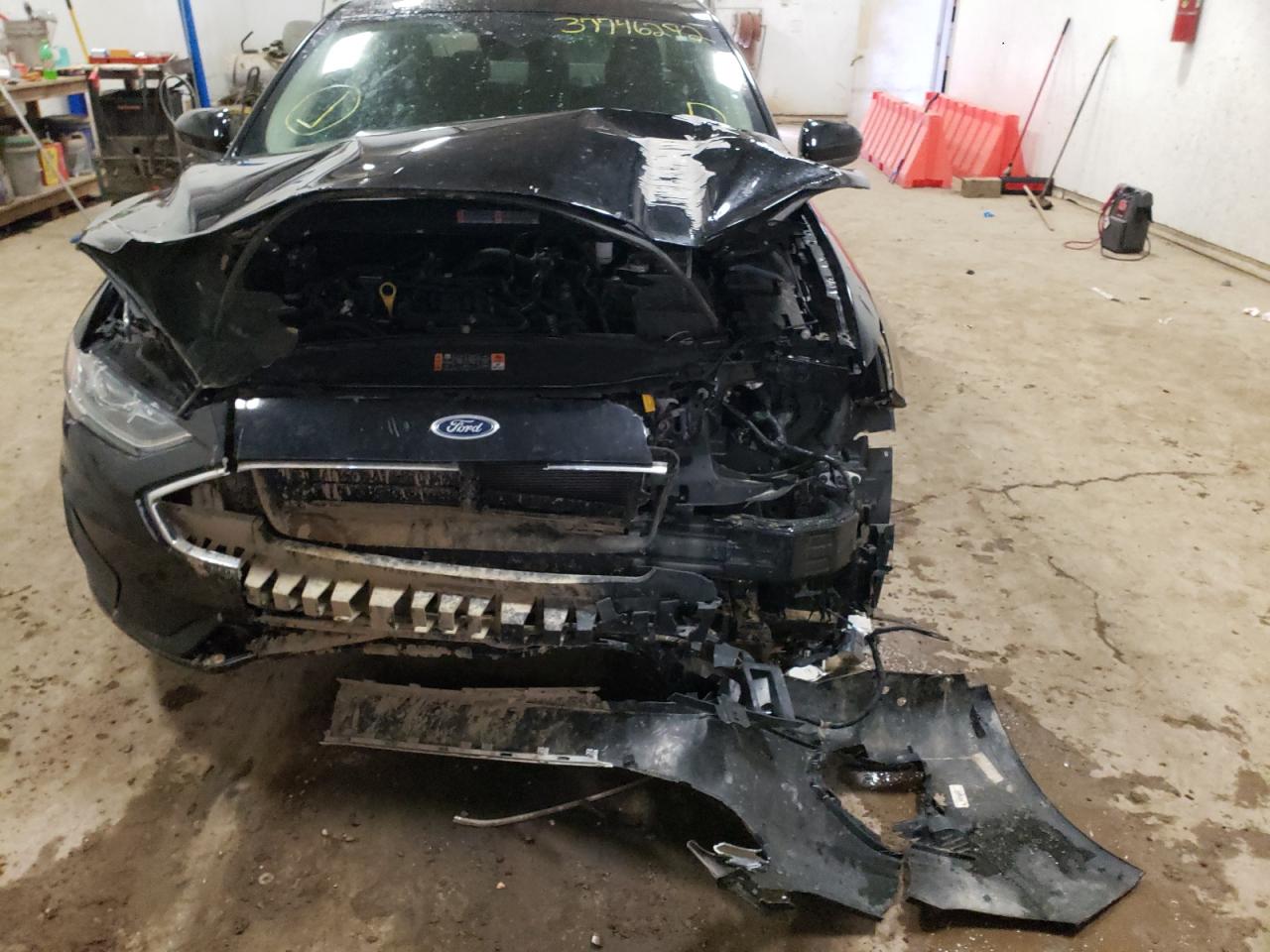 Photo 9 from auction – 2020 FORD FUSION SE with VIN 3FA6P0HD9LR107457