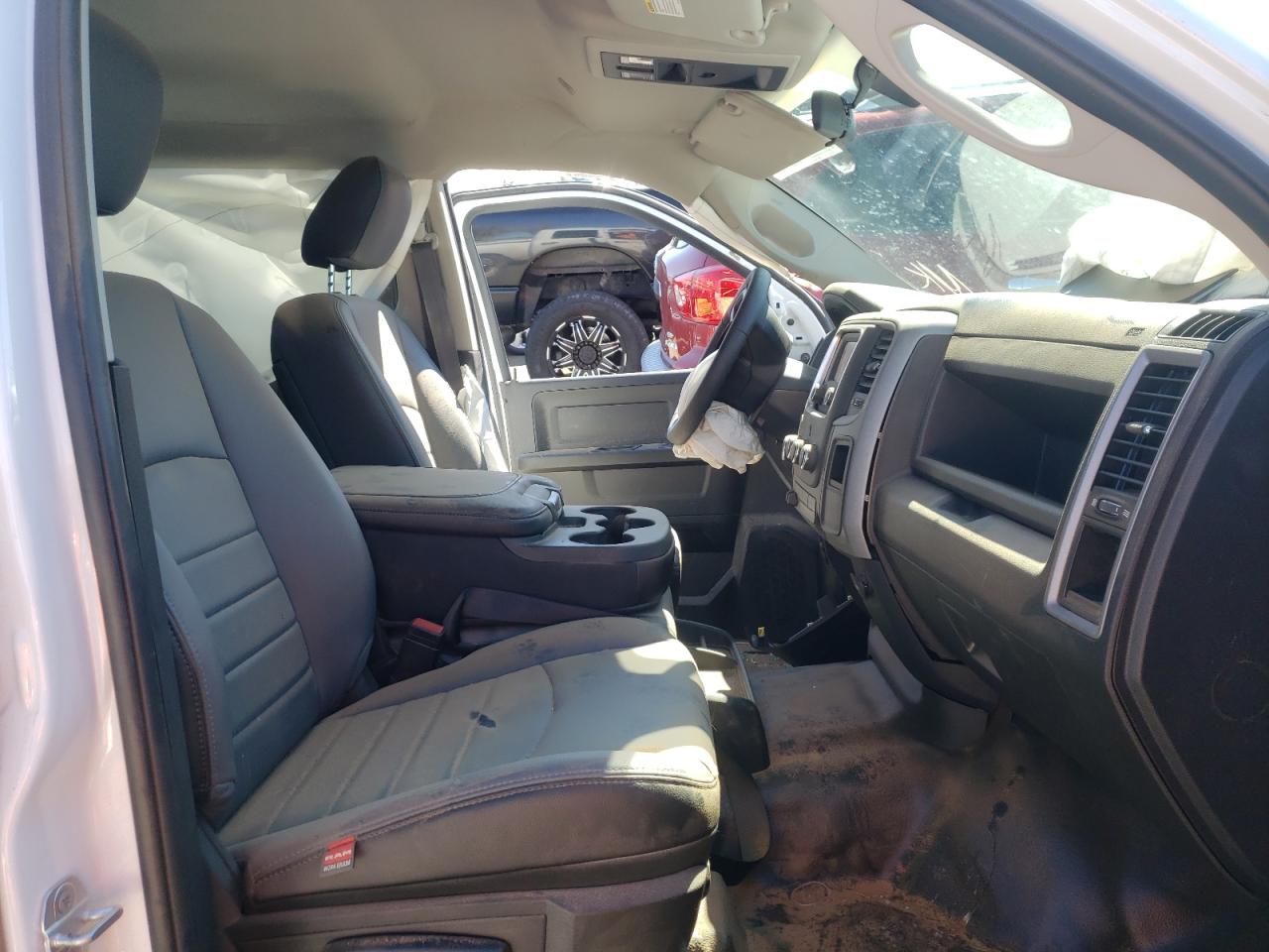 Photo 5 from auction – 2021 RAM 1500 CLASS with VIN 1C6RR7KTXMS561398