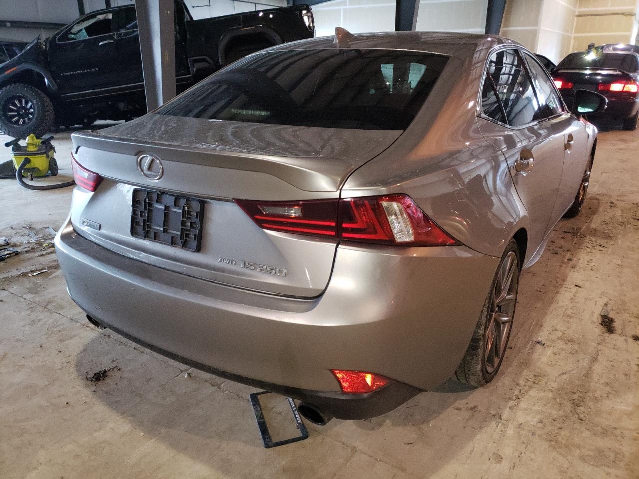 Photo 4 from auction – 2015 LEXUS IS 250 with VIN JTHCF1D28F5018589