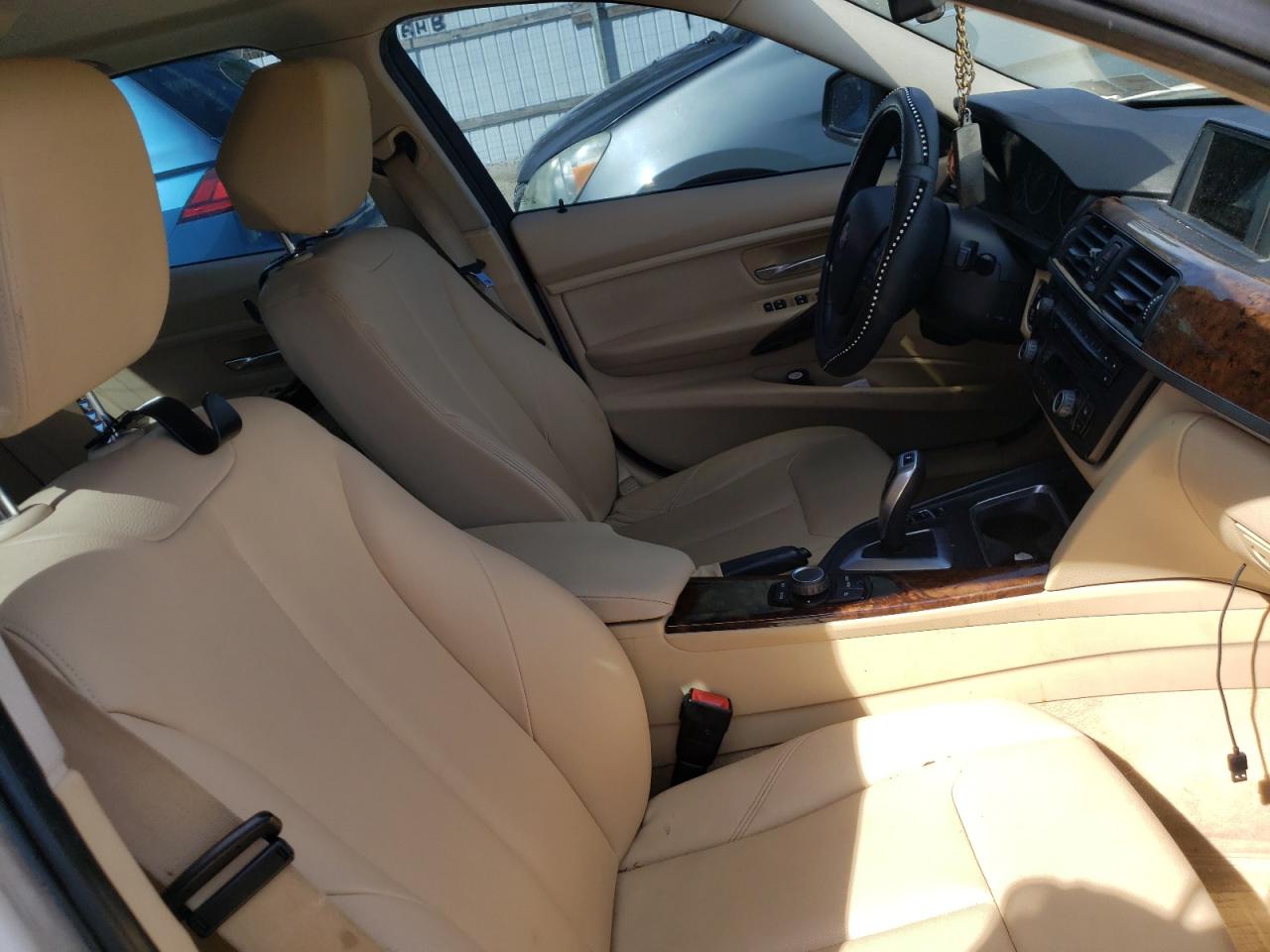 Photo 5 from auction – 2013 BMW 328 XI with VIN WBA3B3C56DF538752
