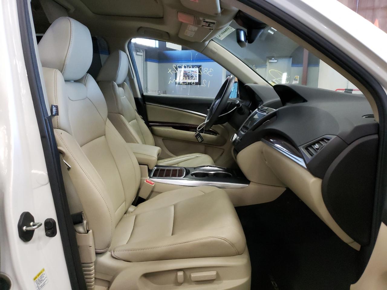 Photo 5 from auction – 2016 ACURA MDX TECHNO with VIN 5FRYD4H65GB049051