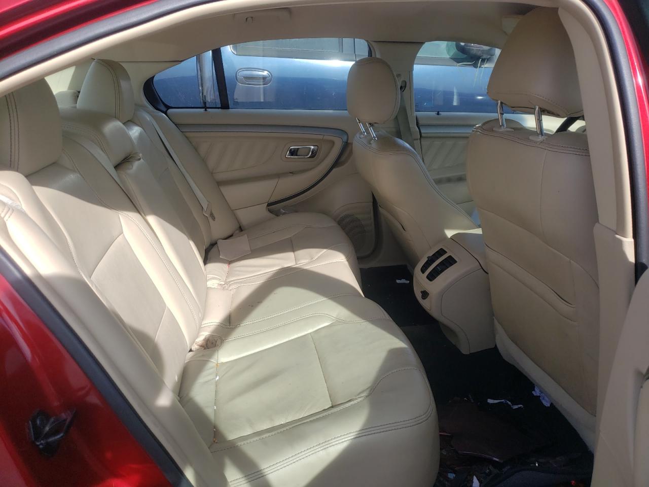 Photo 6 from auction – 2013 FORD TAURUS SEL with VIN 1FAHP2E82DG224592