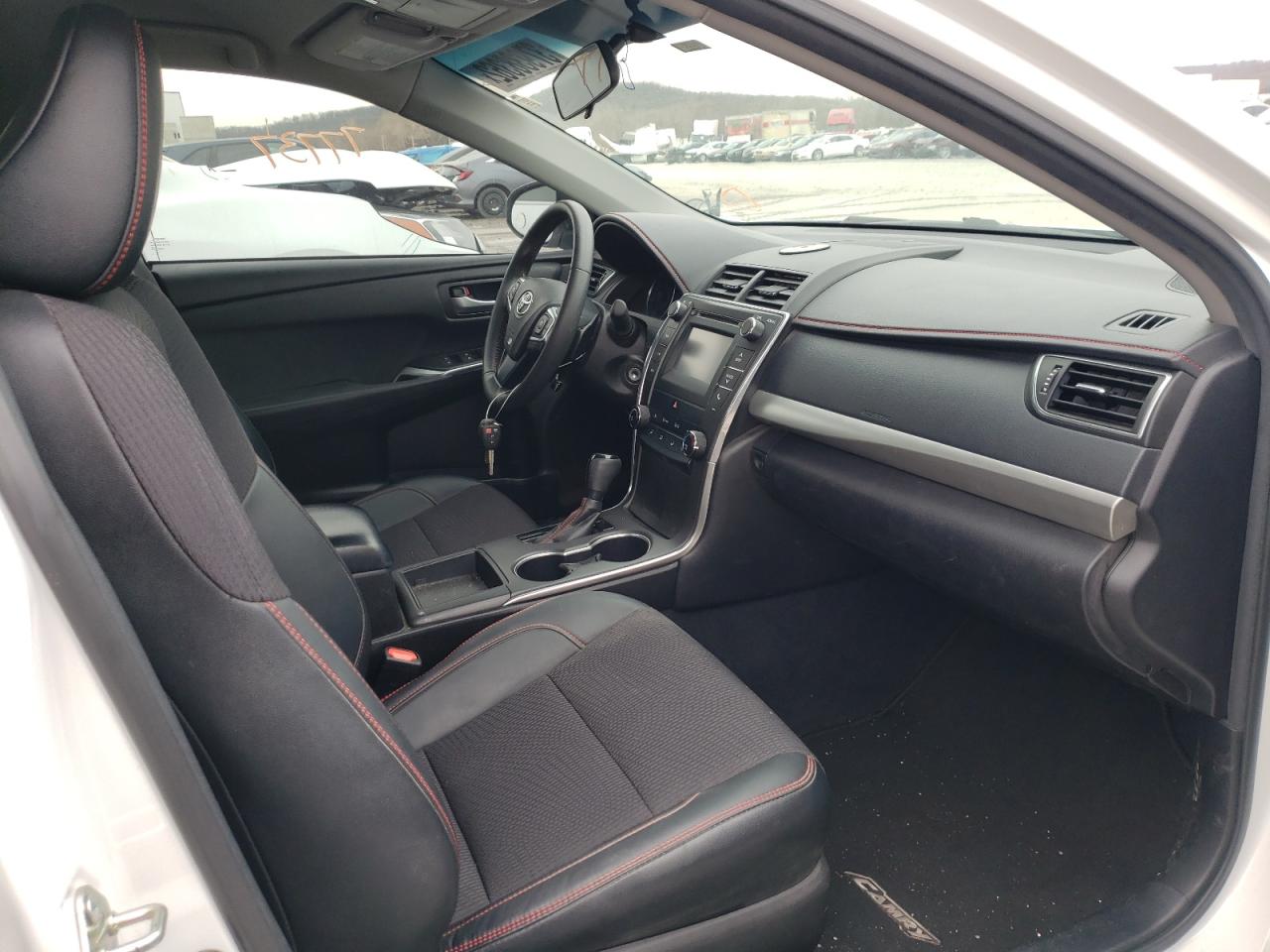 Photo 5 from auction – 2017 TOYOTA CAMRY LE with VIN 4T1BF1FK7HU393579