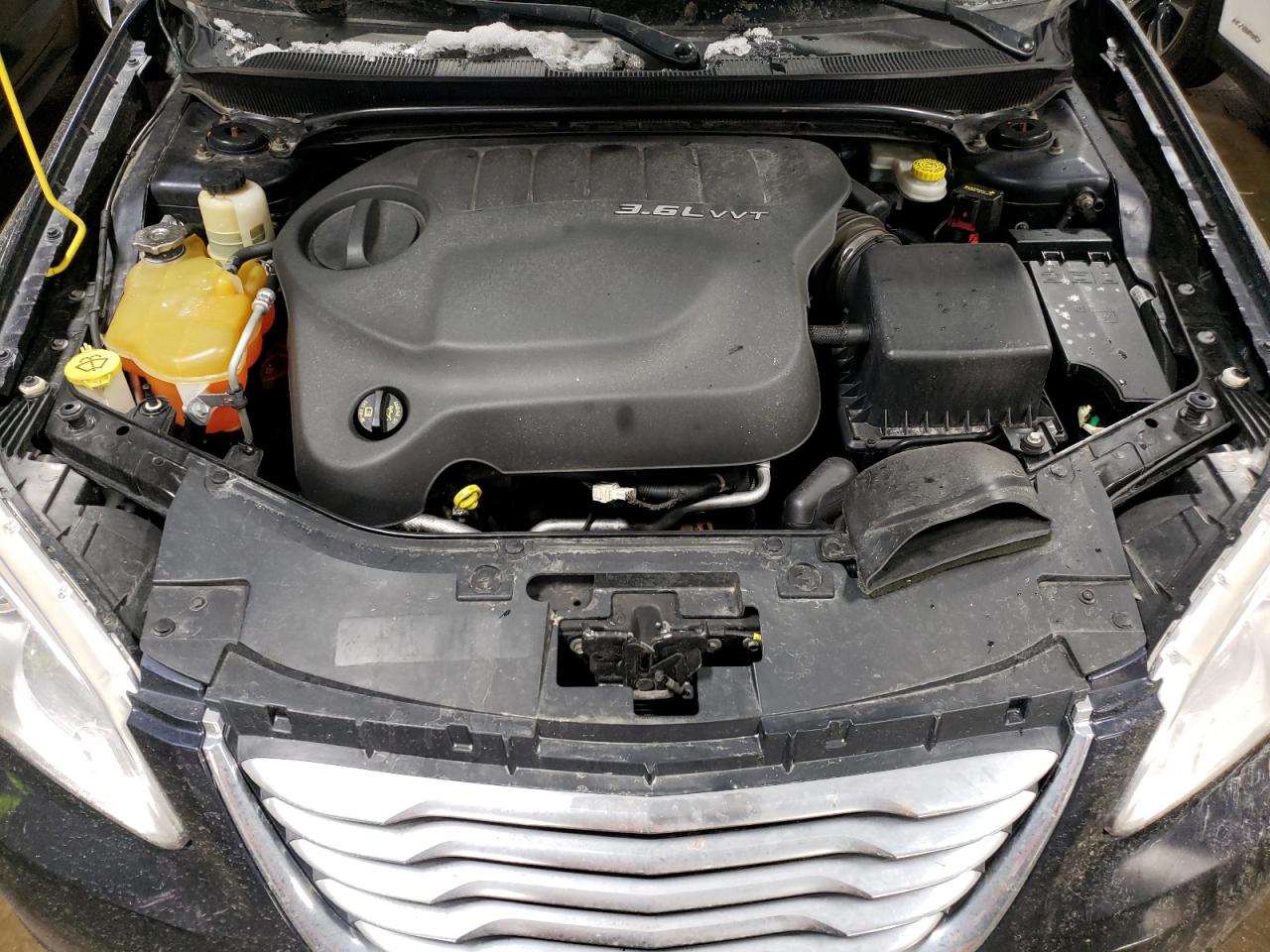 Photo 7 from auction – 2012 CHRYSLER 200 LIMITE with VIN 1C3CCBCG0CN222011