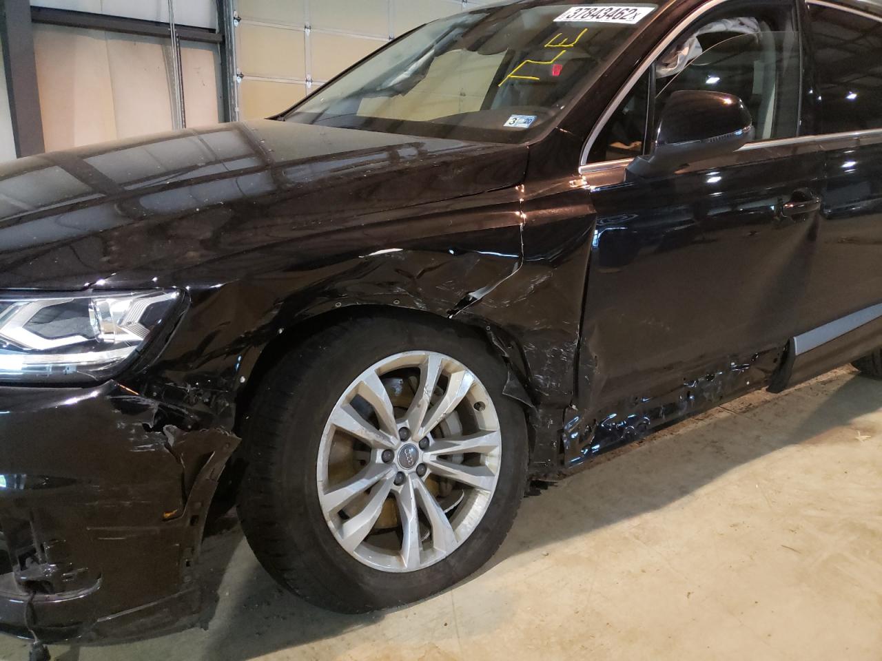 Photo 9 from auction – 2018 AUDI Q7 PREMIUM with VIN WA1LAAF78JD021414
