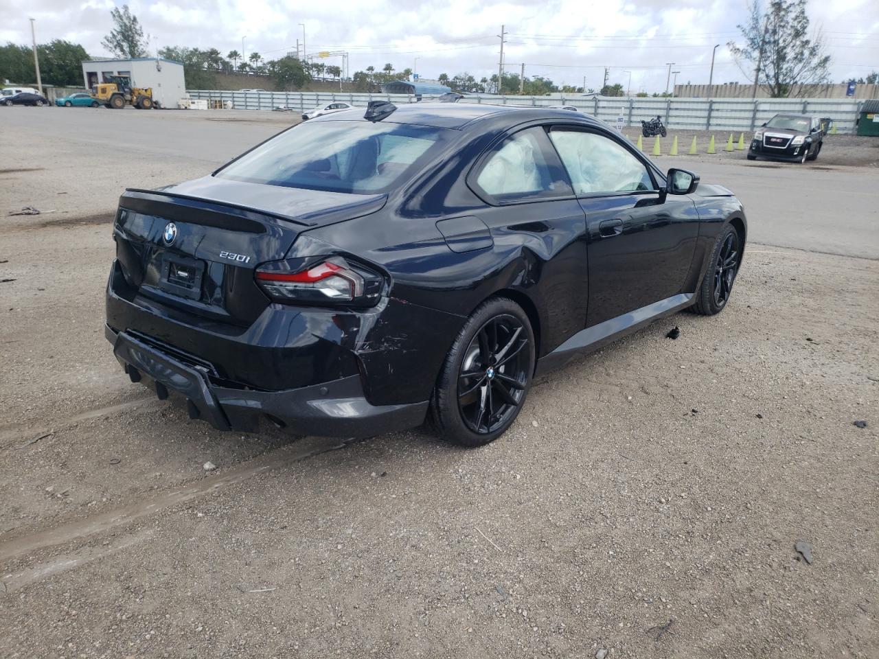 Photo 4 from auction – 2022 BMW 230I with VIN 3MW23CM09N8C49953