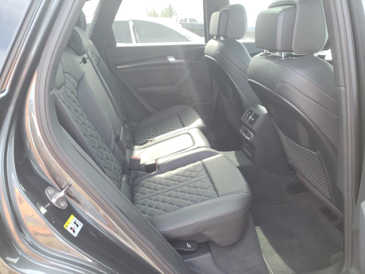 Photo 6 from auction – 2021 AUDI SQ5 PREMIU with VIN WA1B4AFY3M2000904