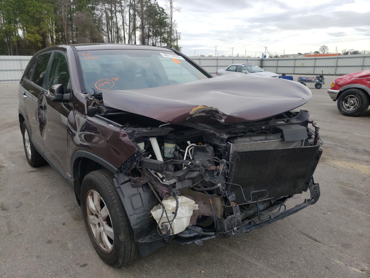 KIA SORENTO BA 2011 with VIN 5XYKTCA12BG172245 - Photo from auction