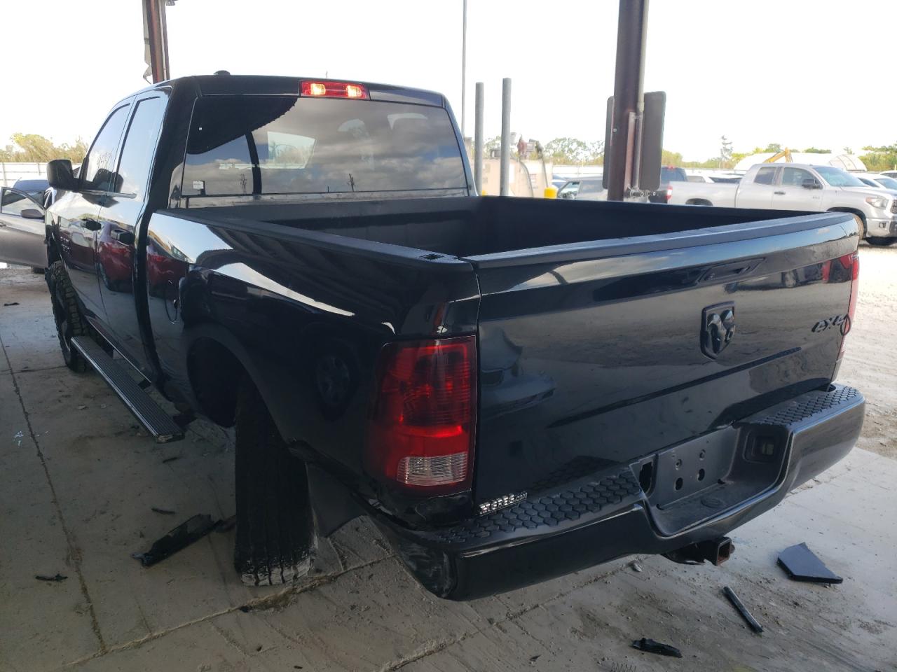 Фото 3 с аукциона – 2016 RAM 1500 ST с VIN 1C6RR7FG9GS369259