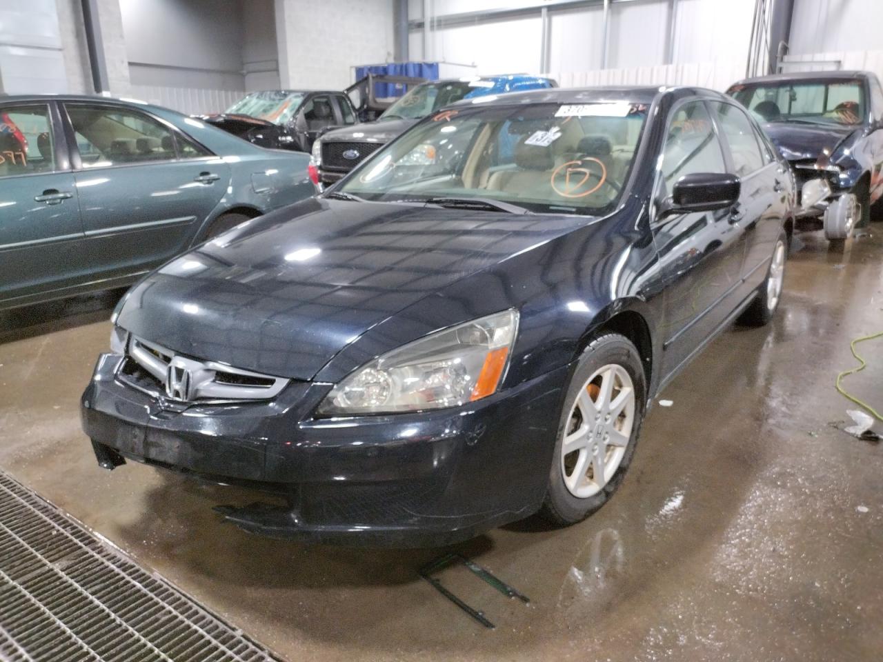 Photo 2 from auction – 2003 HONDA ACCORD EX with VIN 1HGCM66593A066845