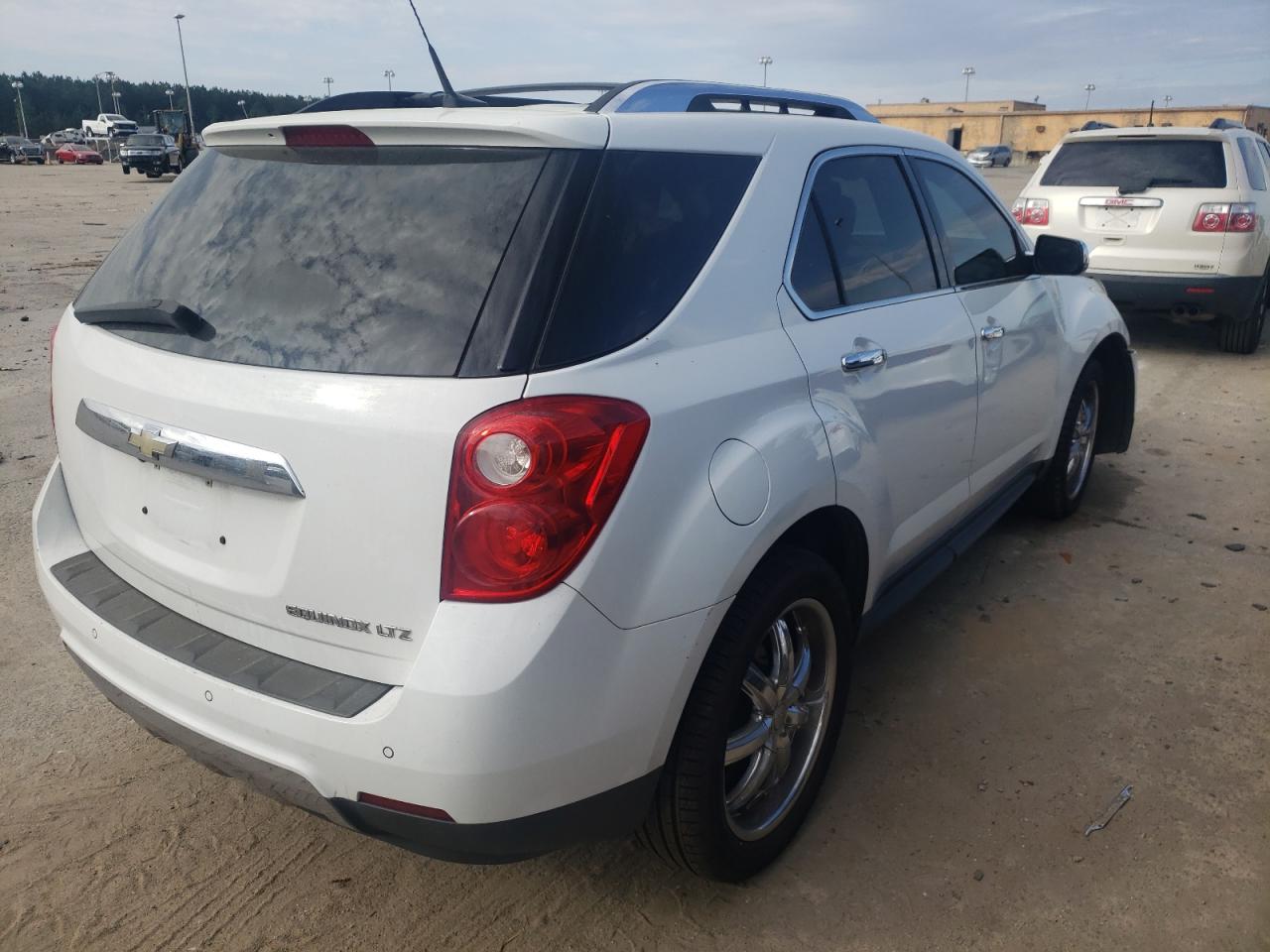 Photo 4 from auction – 2011 CHEVROLET EQUINOX LT with VIN 2GNALFEC7B1162336