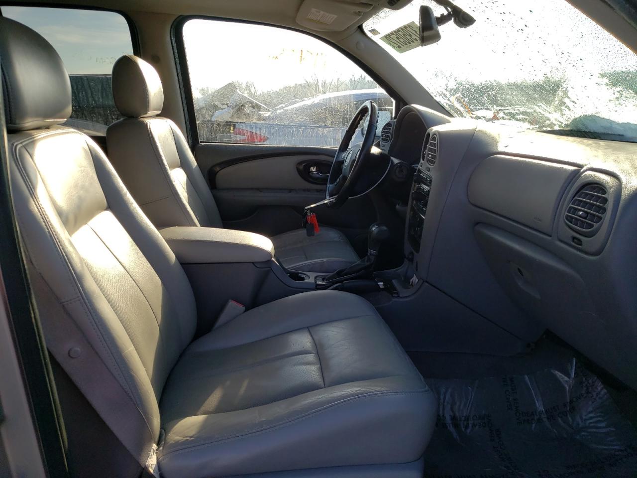 Photo 5 from auction – 2007 BUICK RAINIER CX with VIN 5GADT13S472222374