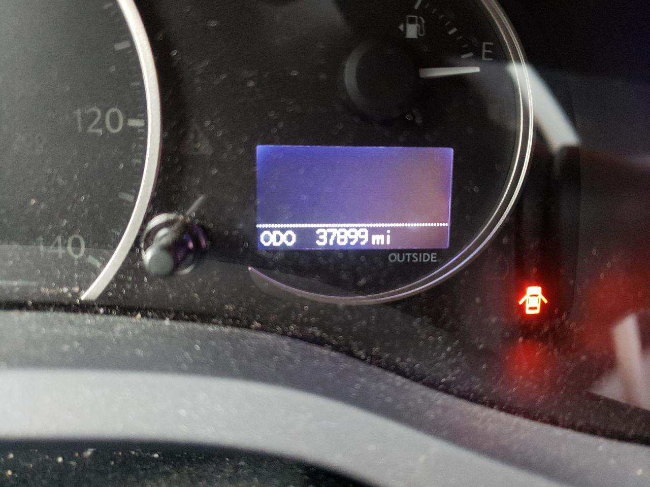 Photo 8 from auction – 2015 LEXUS CT 200 with VIN JTHKD5BH5F2215334