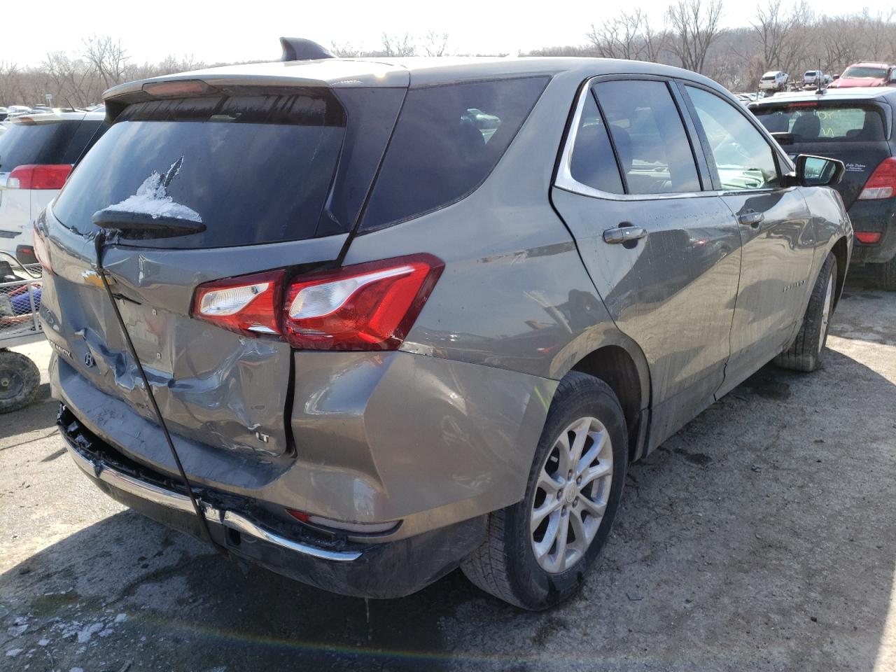 Photo 4 from auction – 2018 CHEVROLET EQUINOX LT with VIN 3GNAXJEV4JS641907