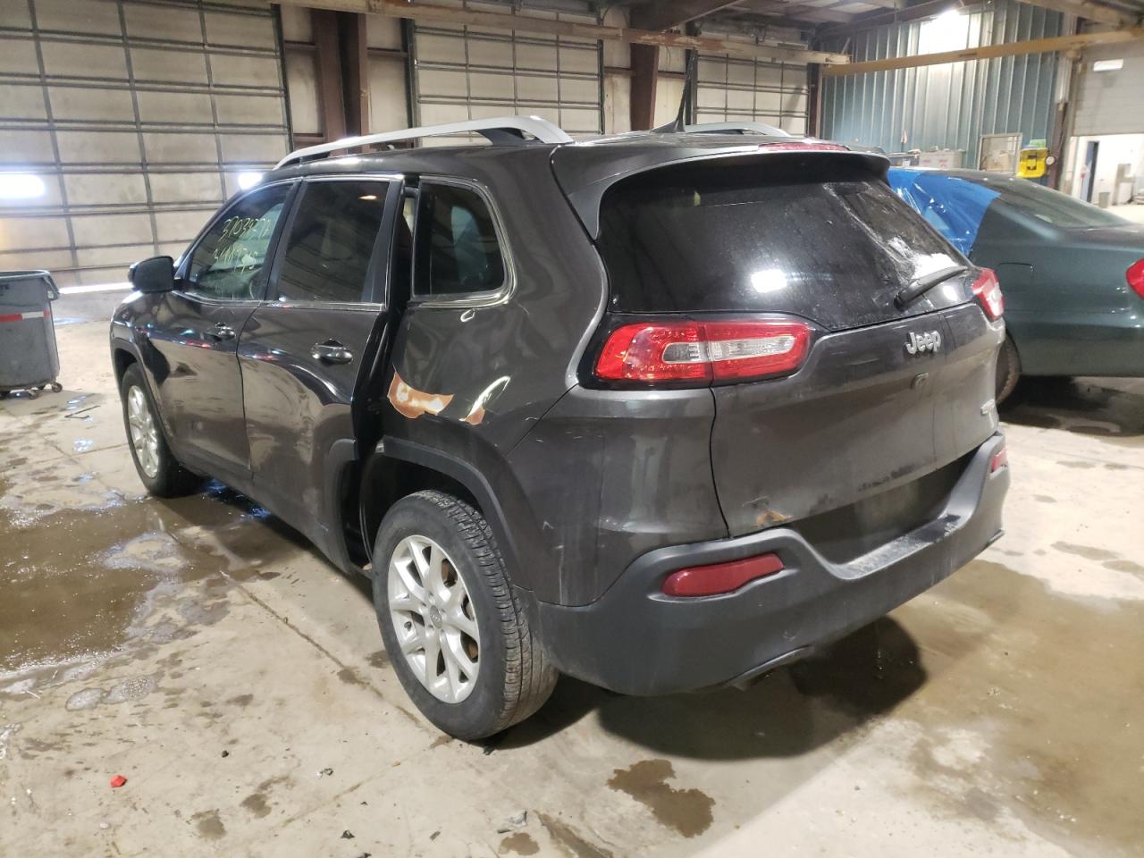 Photo 3 from auction – 2016 JEEP CHEROKEE L with VIN 1C4PJLCBXGW127971