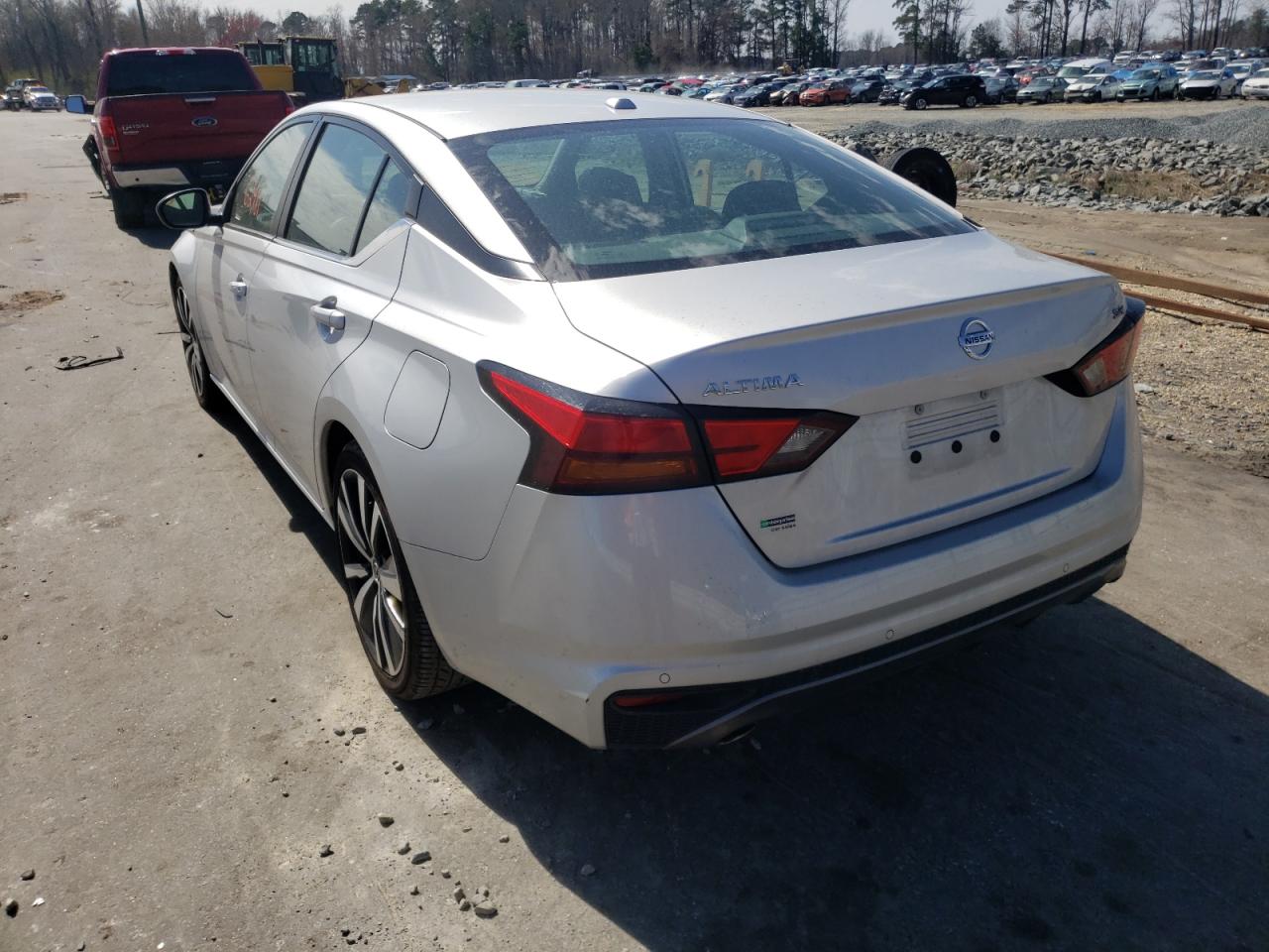 Photo 3 from auction – 2020 NISSAN ALTIMA SR with VIN 1N4BL4CVXLC204182