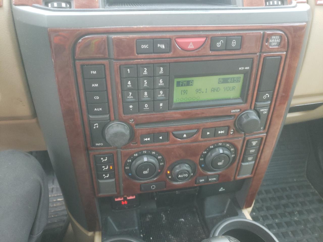 Photo 9 from auction – 2006 LAND ROVER LR3 SE with VIN SALAD25406A385619