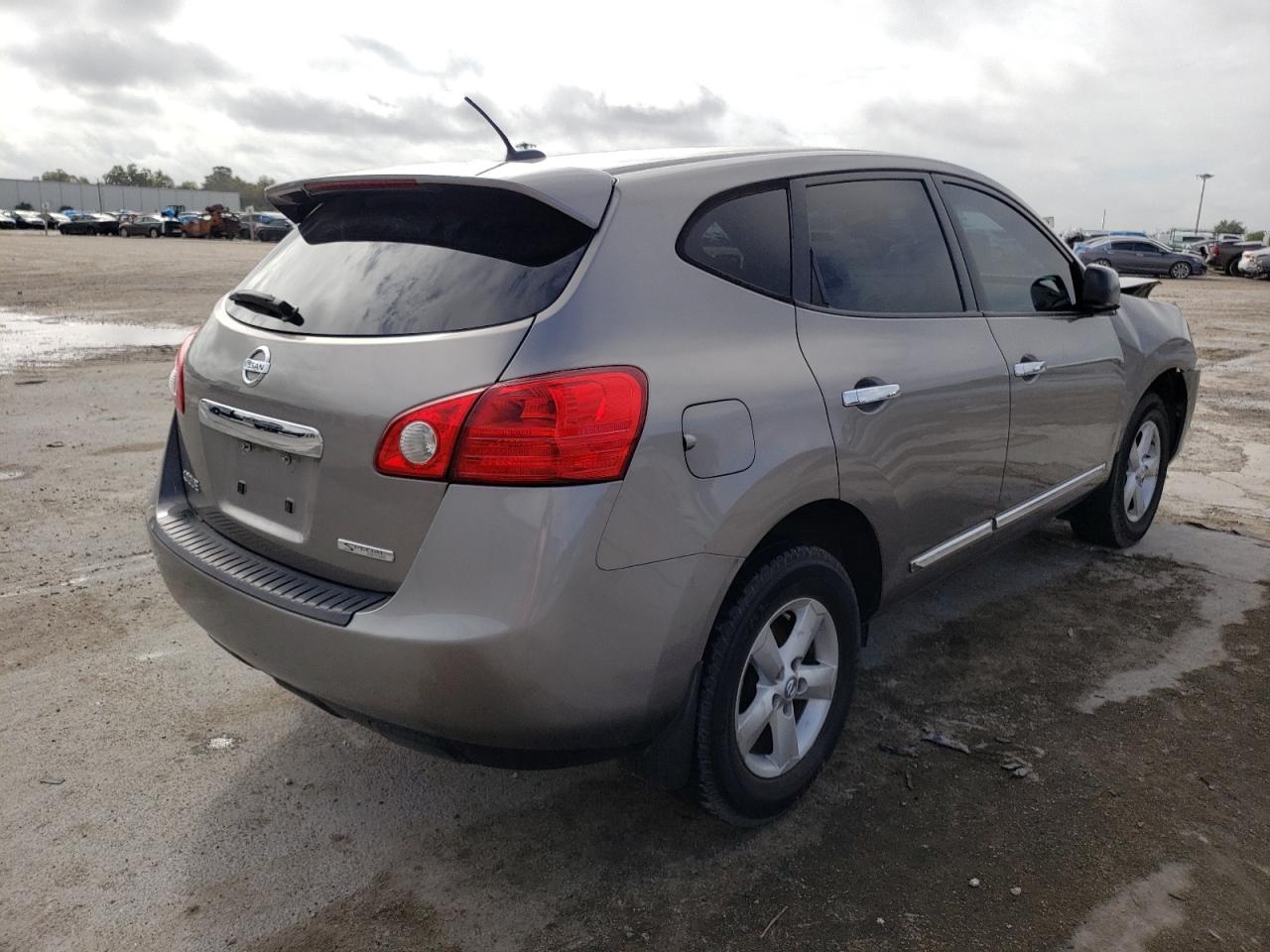 Photo 4 from auction – 2012 NISSAN ROGUE S with VIN JN8AS5MT6CW254172
