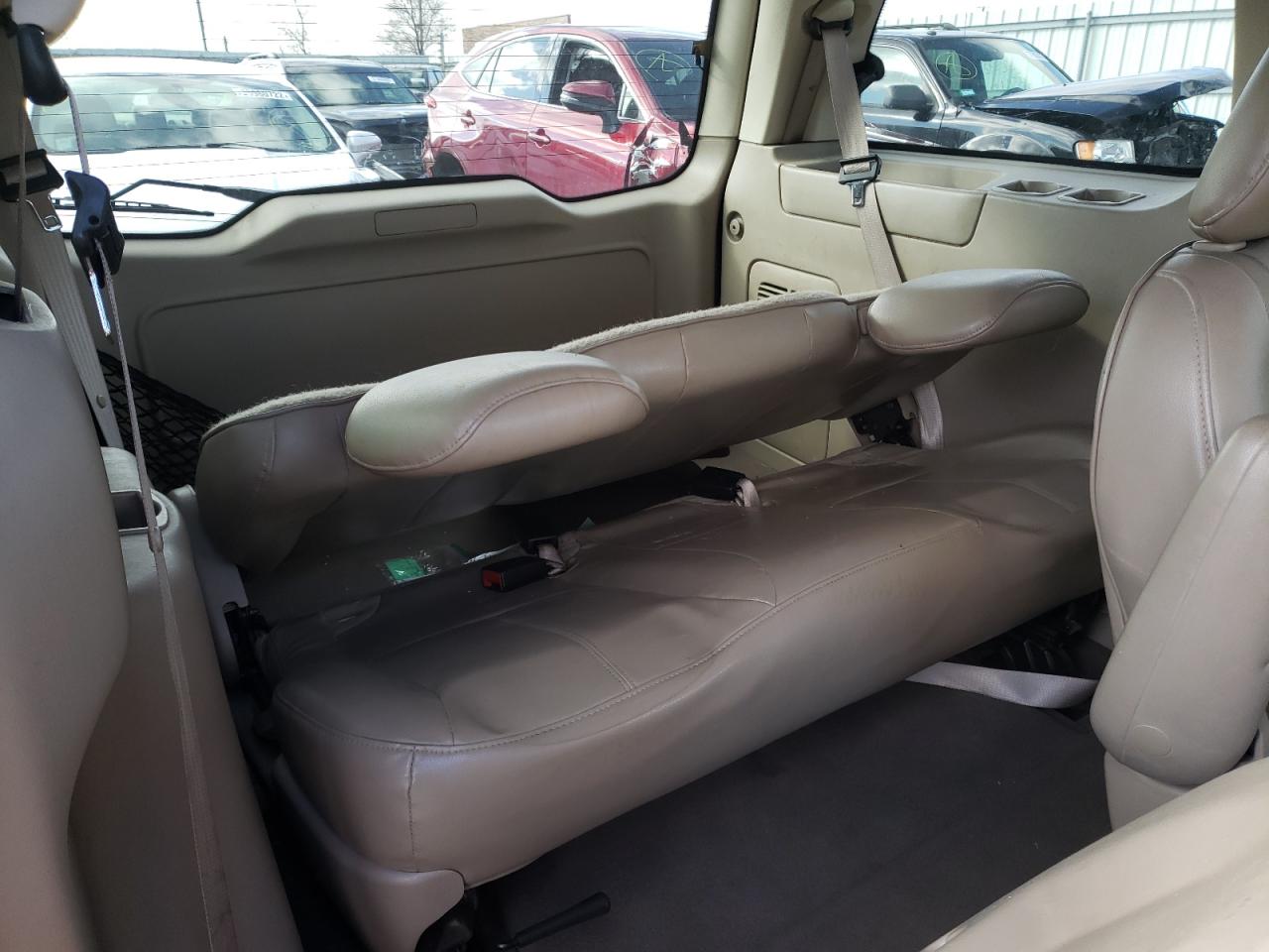 Photo 9 from auction – 2003 FORD WINDSTAR S with VIN 2FMZA53463BB47910