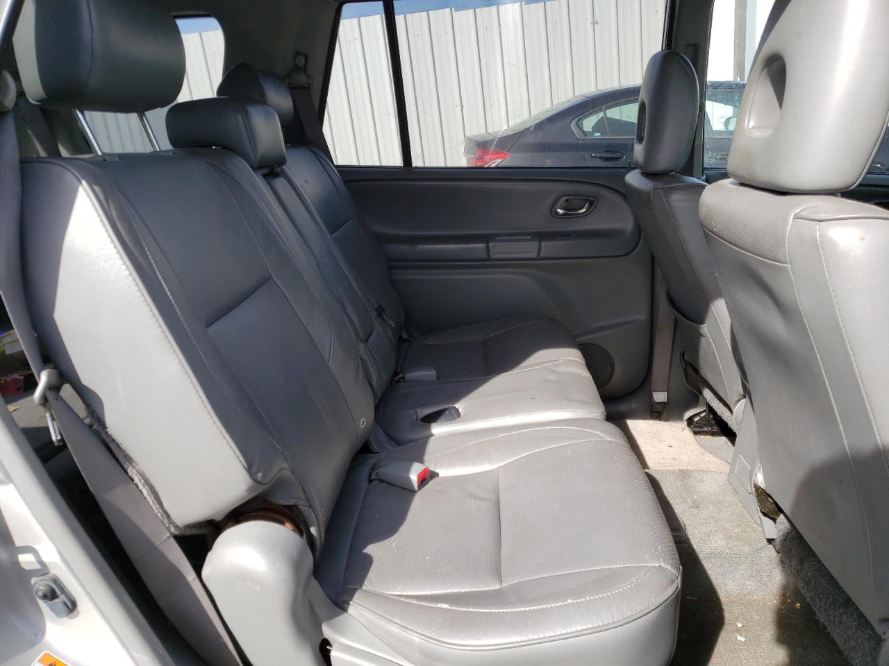 Photo 6 from auction – 2004 SUZUKI XL7 EX with VIN JS3TY92V544104972