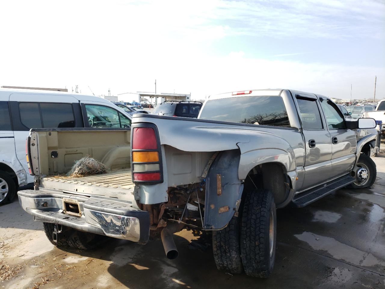 Photo 4 from auction – 2003 CHEVROLET SILVERADO with VIN 1GCJK33163F122027