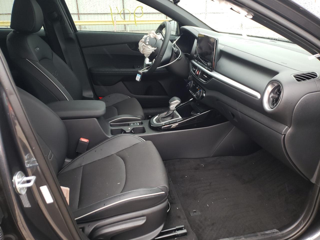Photo 5 from auction – 2022 KIA FORTE EX with VIN 3KPF54ADXNE450046