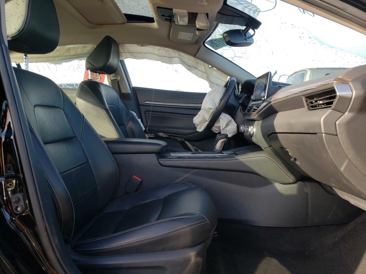 Photo 5 from auction – 2019 NISSAN ALTIMA SL with VIN 1N4BL4EV5KC208698