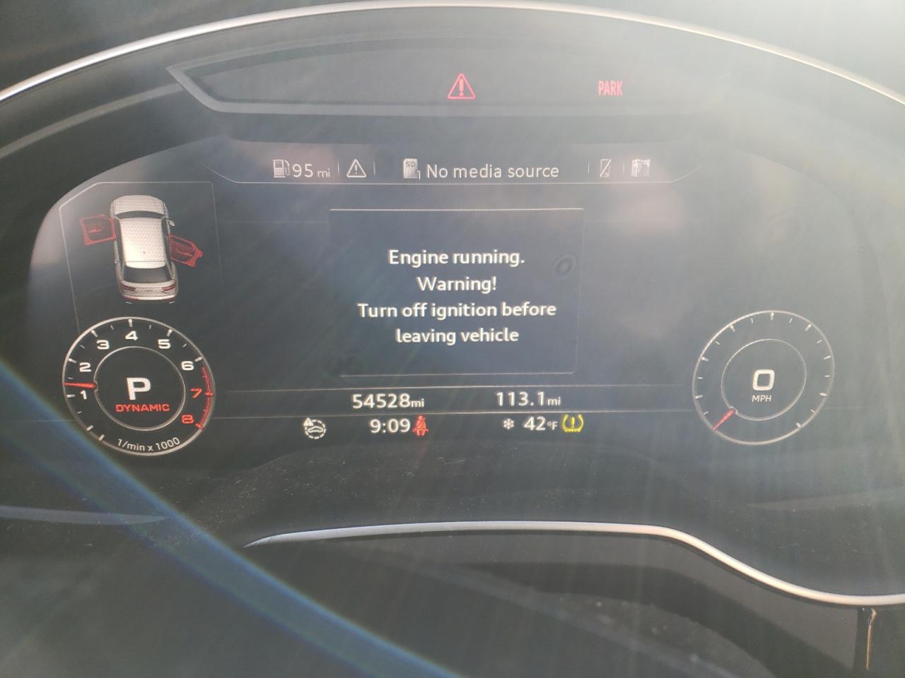 Photo 8 from auction – 2017 AUDI Q7 PREMIUM with VIN WA1LAAF7XHD018301