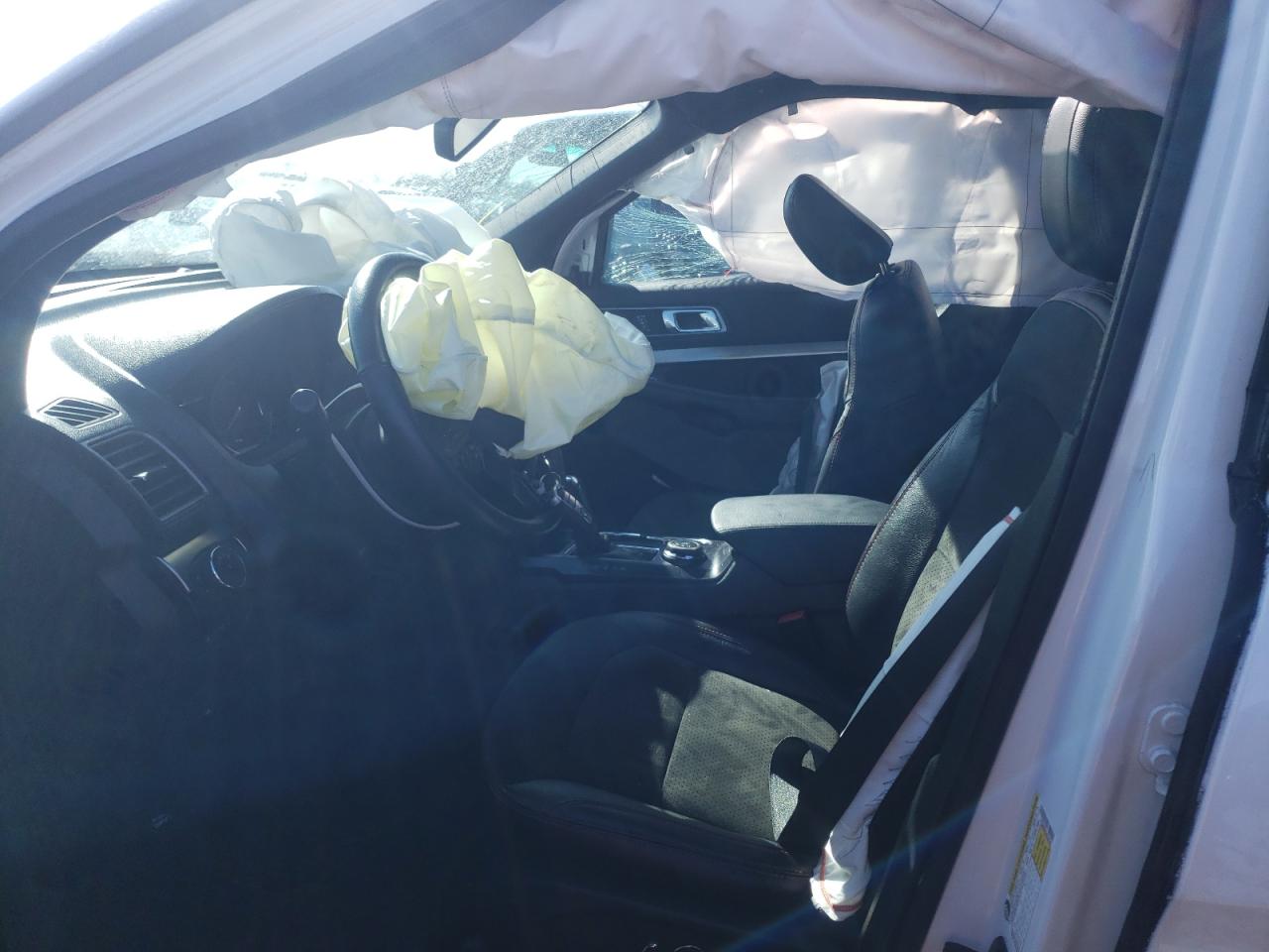 Photo 5 from auction – 2018 FORD EXPLORER X with VIN 1FM5K8D85JGC65581