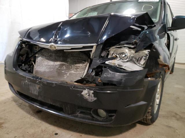 Photo 9 from auction – 2010 CHRYSLER TOWN & COU with VIN 2A4RR5D19AR270438