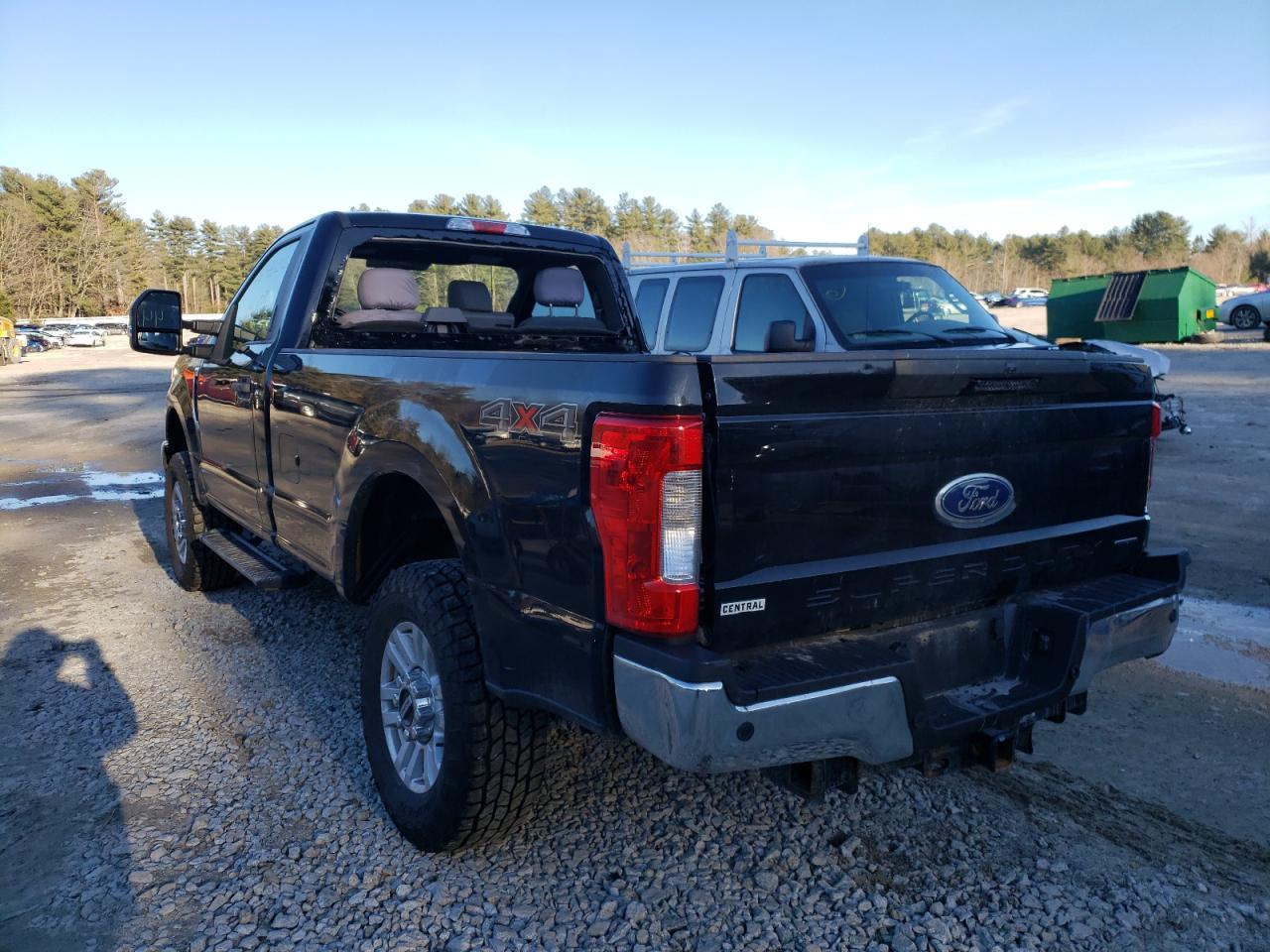 Photo 3 from auction – 2017 FORD F250 SUPER with VIN 1FTBF2B60HEE74159