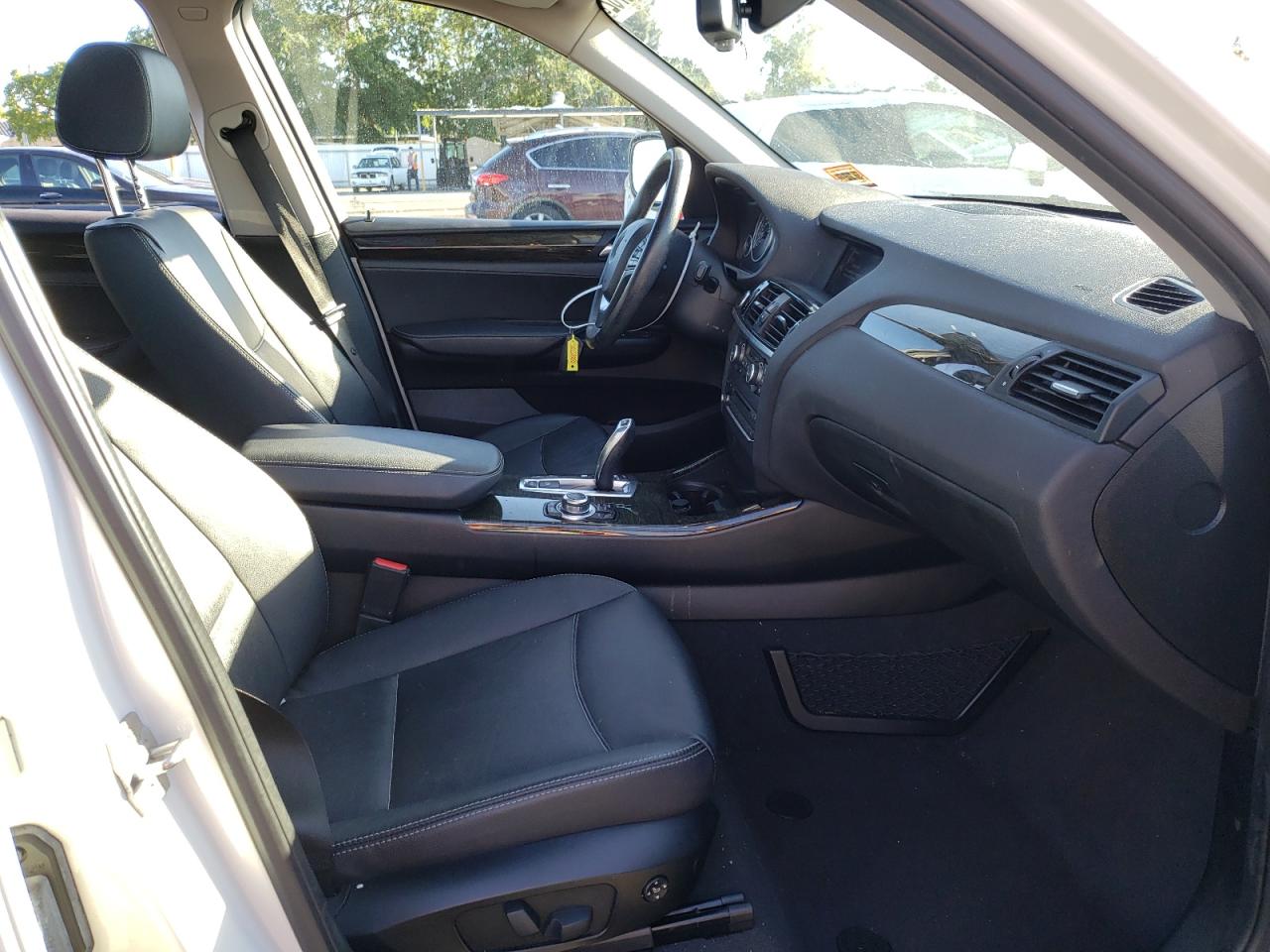 Photo 5 from auction – 2014 BMW X3 XDRIVE3 with VIN 5UXWX7C59E0E75144