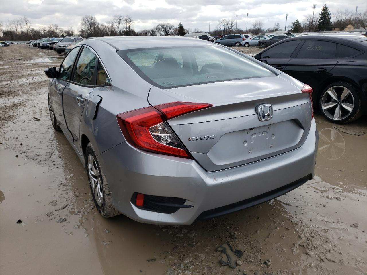 Photo 3 from auction – 2016 HONDA CIVIC LX with VIN 19XFC2F58GE072579
