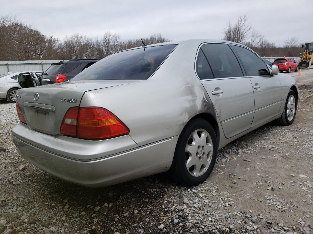 Photo 4 from auction – 2002 LEXUS LS 430 with VIN JTHBN30F420061952