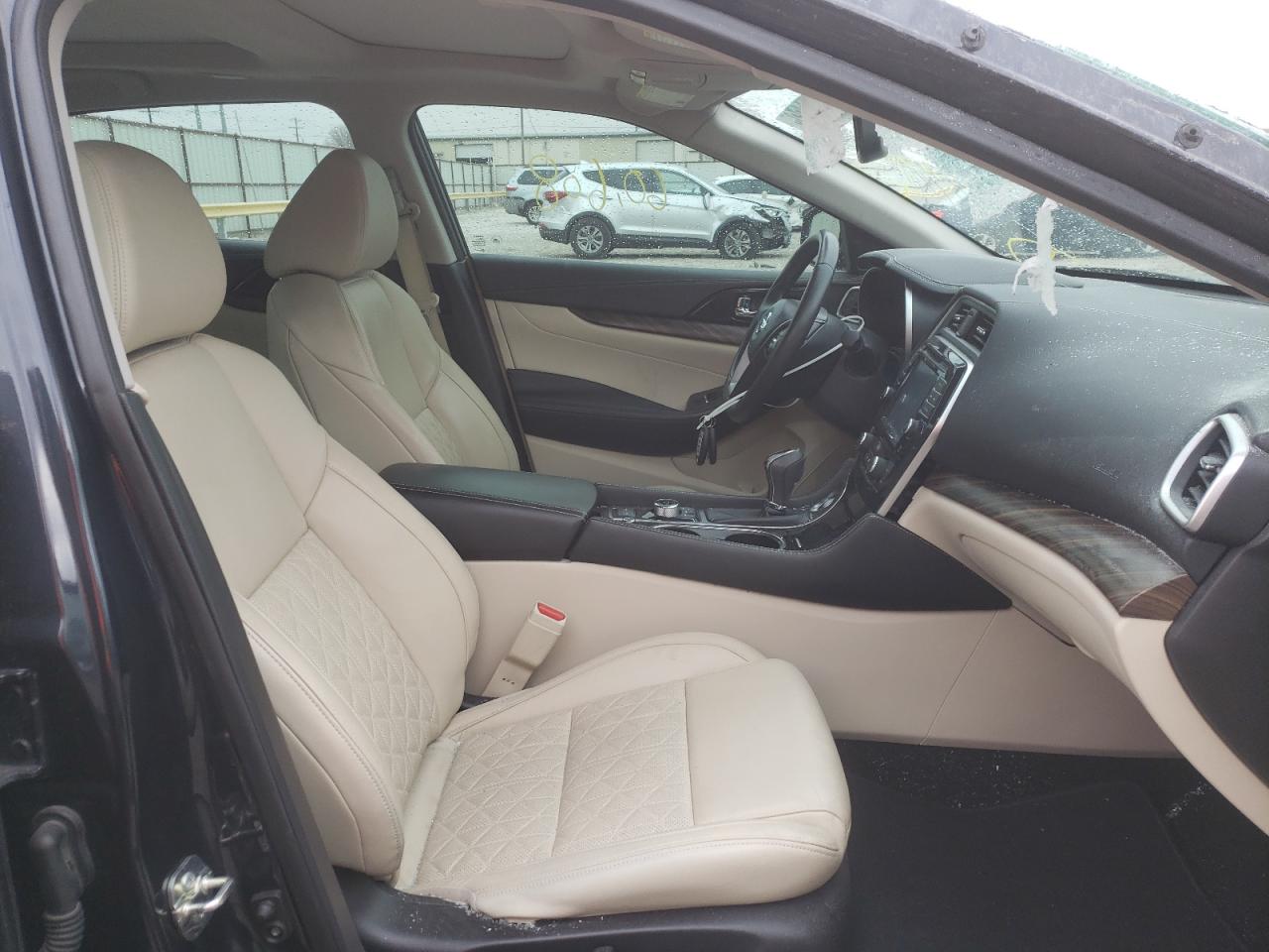 Photo 5 from auction – 2017 NISSAN MAXIMA 3.5 with VIN 1N4AA6AP9HC376969
