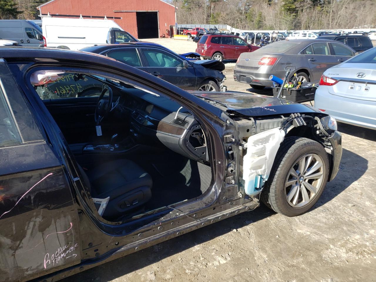 Photo 9 from auction – 2016 BMW 528 XI with VIN WBA5A7C55GG151336