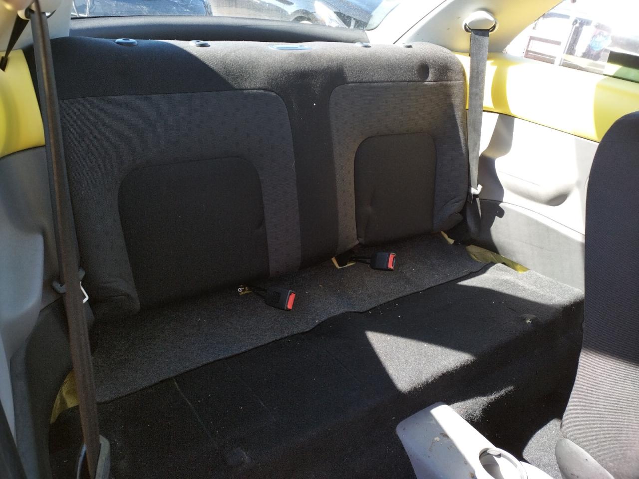Photo 6 from auction – 1998 VOLKSWAGEN NEW BEETLE with VIN 3VWBB61C4WM013173